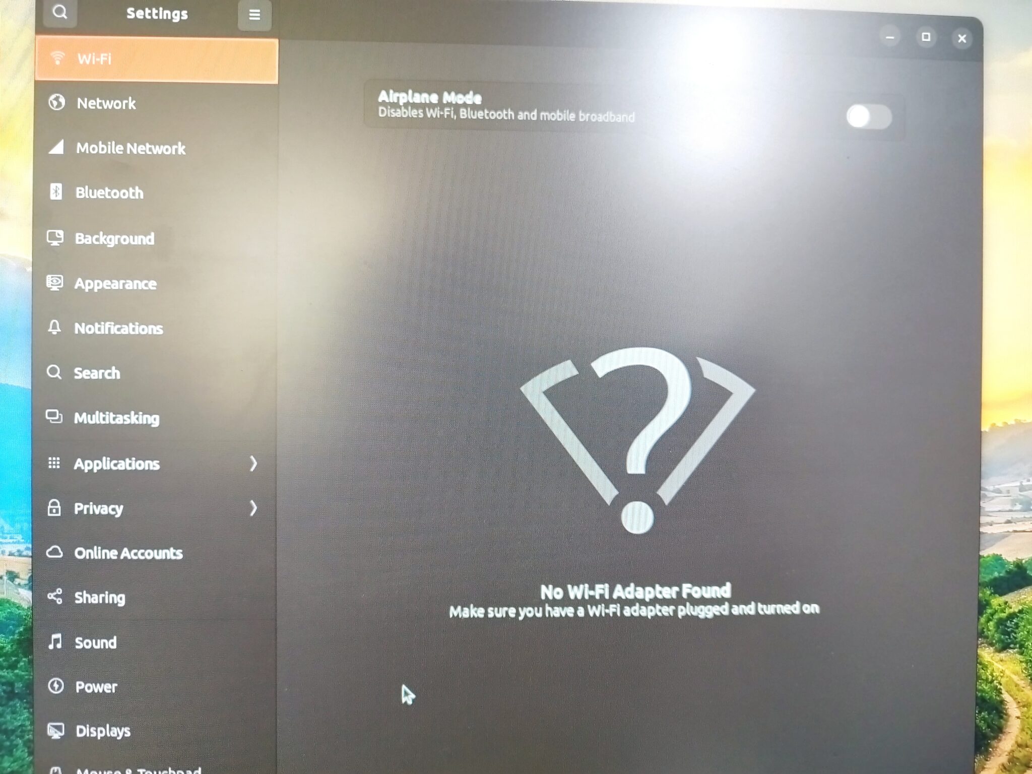 How to Fix Ubuntu 22.04 Freeze at Login Screen and no WiFi Adapter